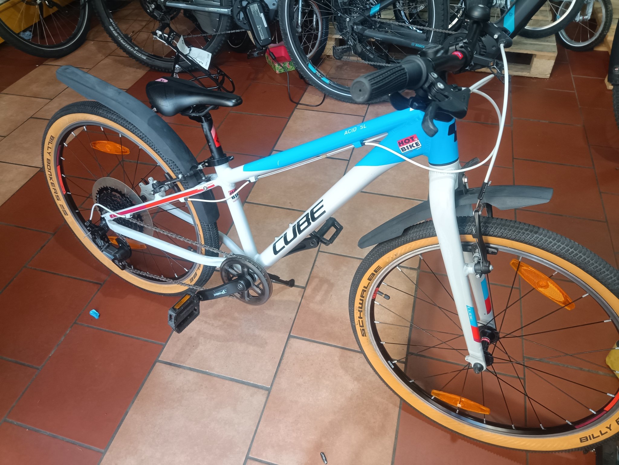 24 Zoll 176 - Cube Kinder MTB Fahrrad. 7 Gänge. — Bild 4