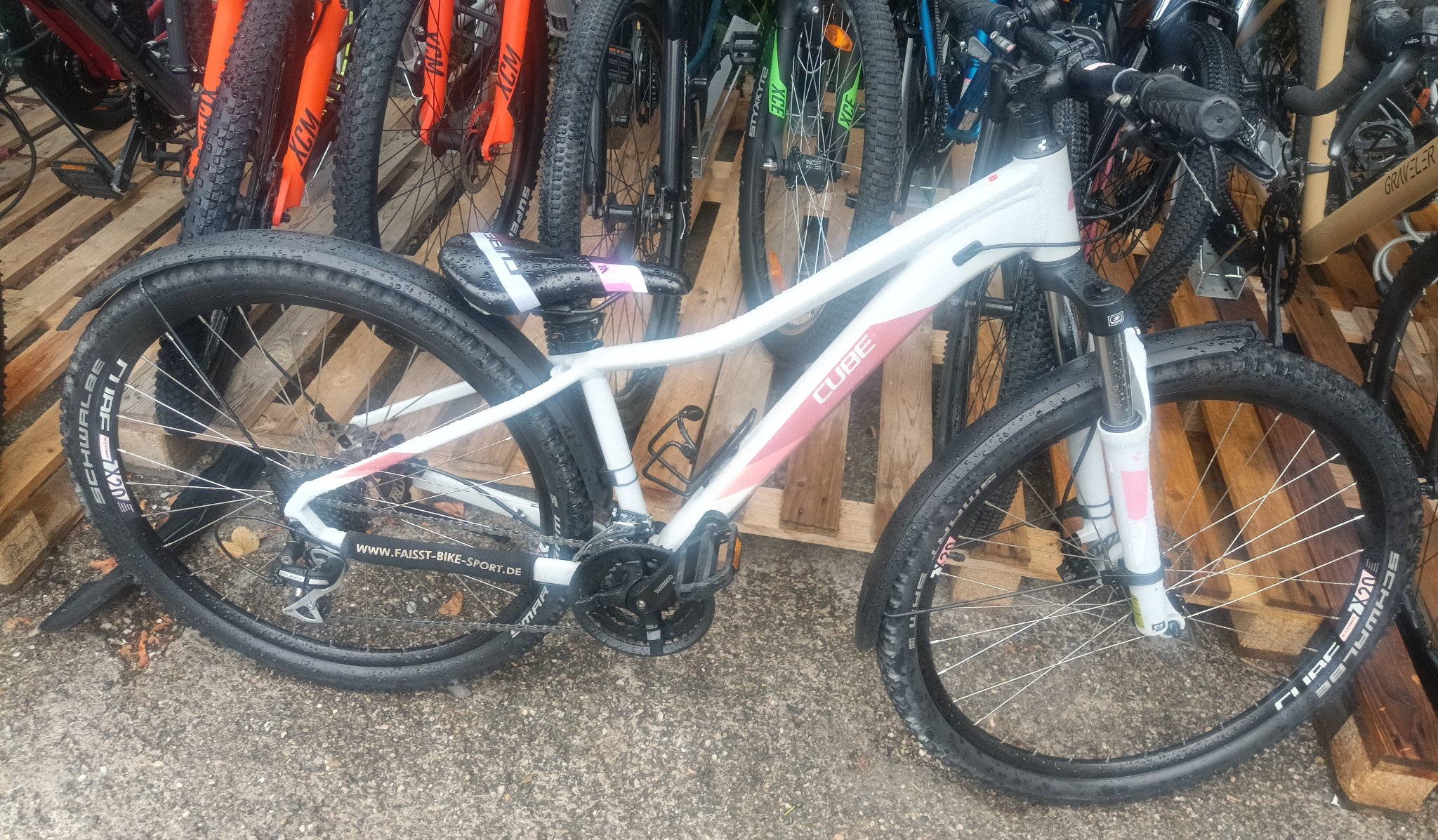 27.5 Zoll A20 - Cube Kinder MTB Fahrrad. 24 Gänge. 41 size.