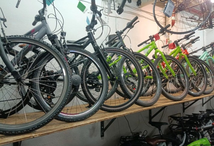 24 - 24 zoll Kinder Fahrrad  Kinderrad — Mietflotte
