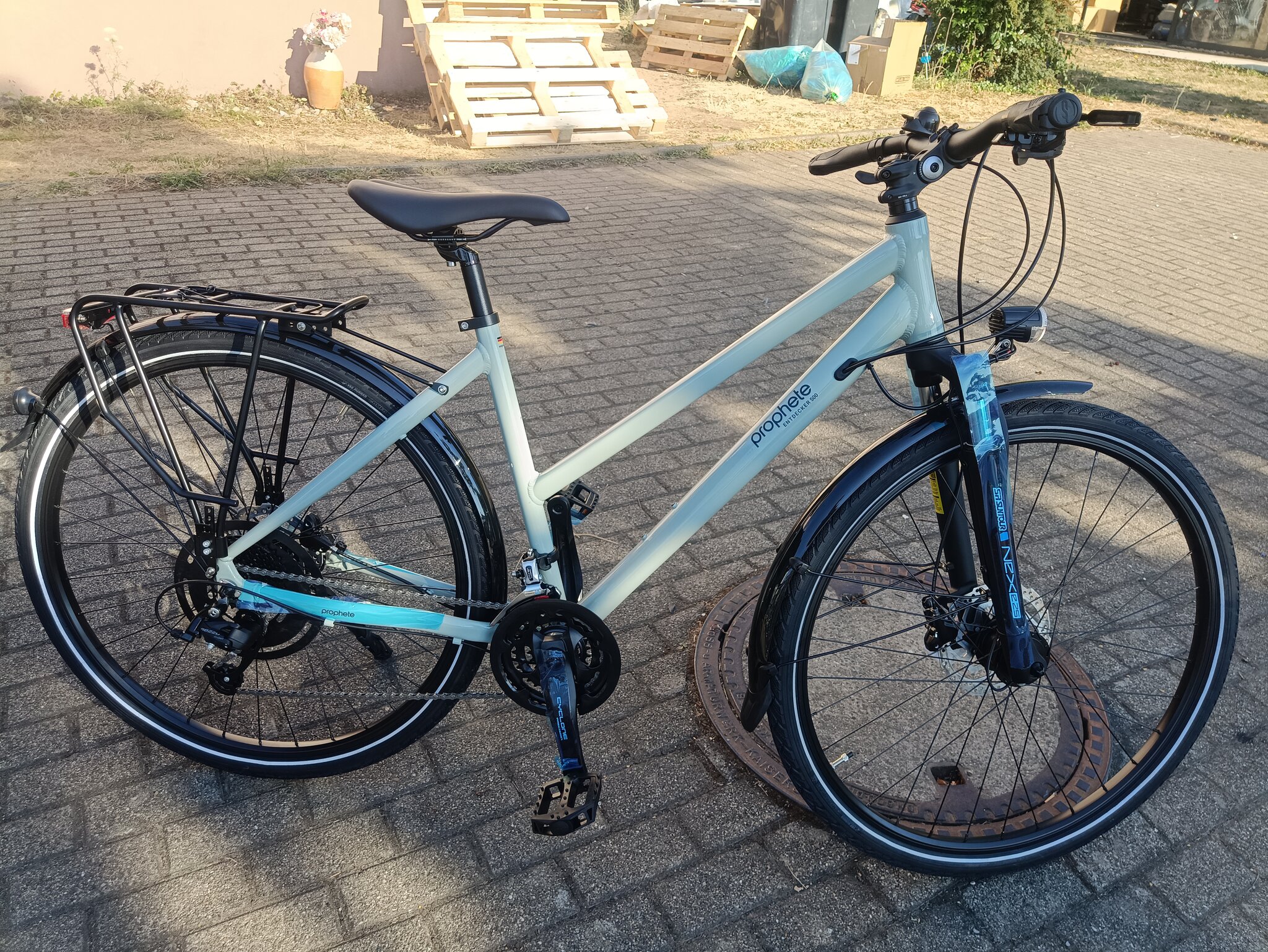 45 - Prophete 48 size Entdecker 500 Trapez  Cityrad — Mietflotte