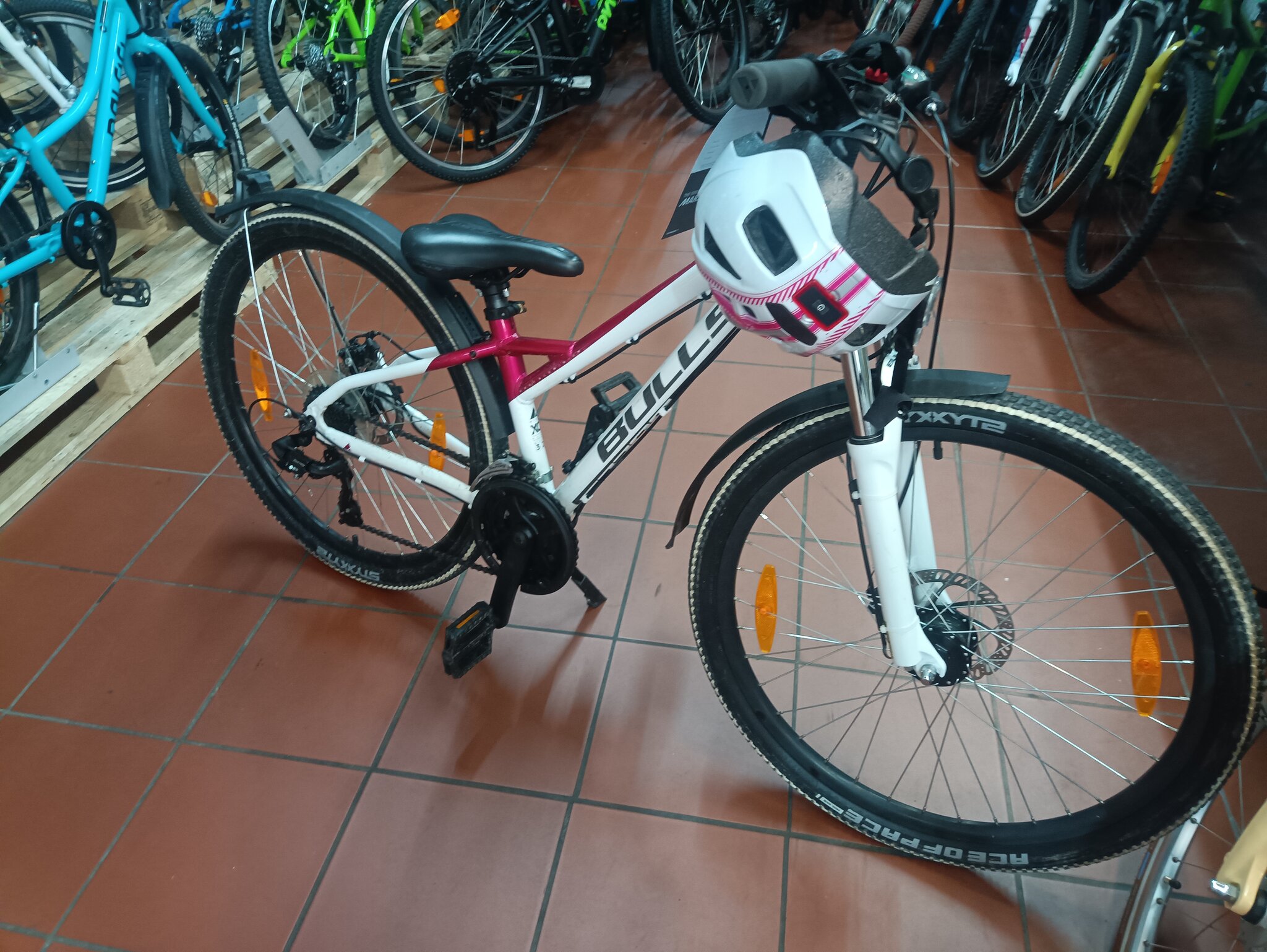 55 - 26 Zoll Bulls Fahrrad . 32 size  — 4