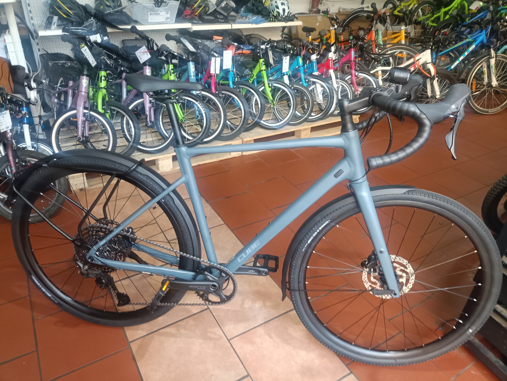 10 - Cube Gravelbike  Cube Nuroad Pro FE — 7