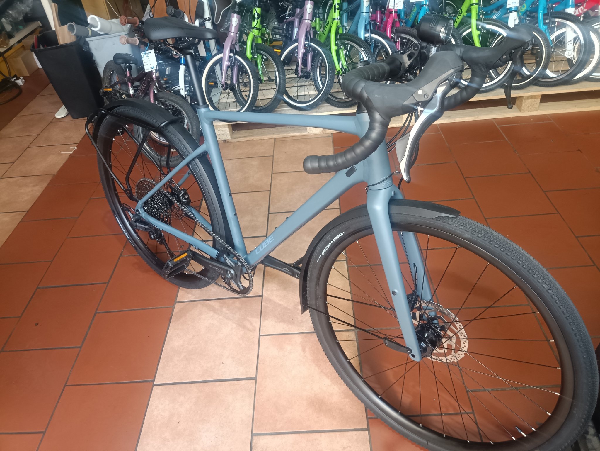 10 - Cube Gravelbike  Cube Nuroad Pro FE — 8
