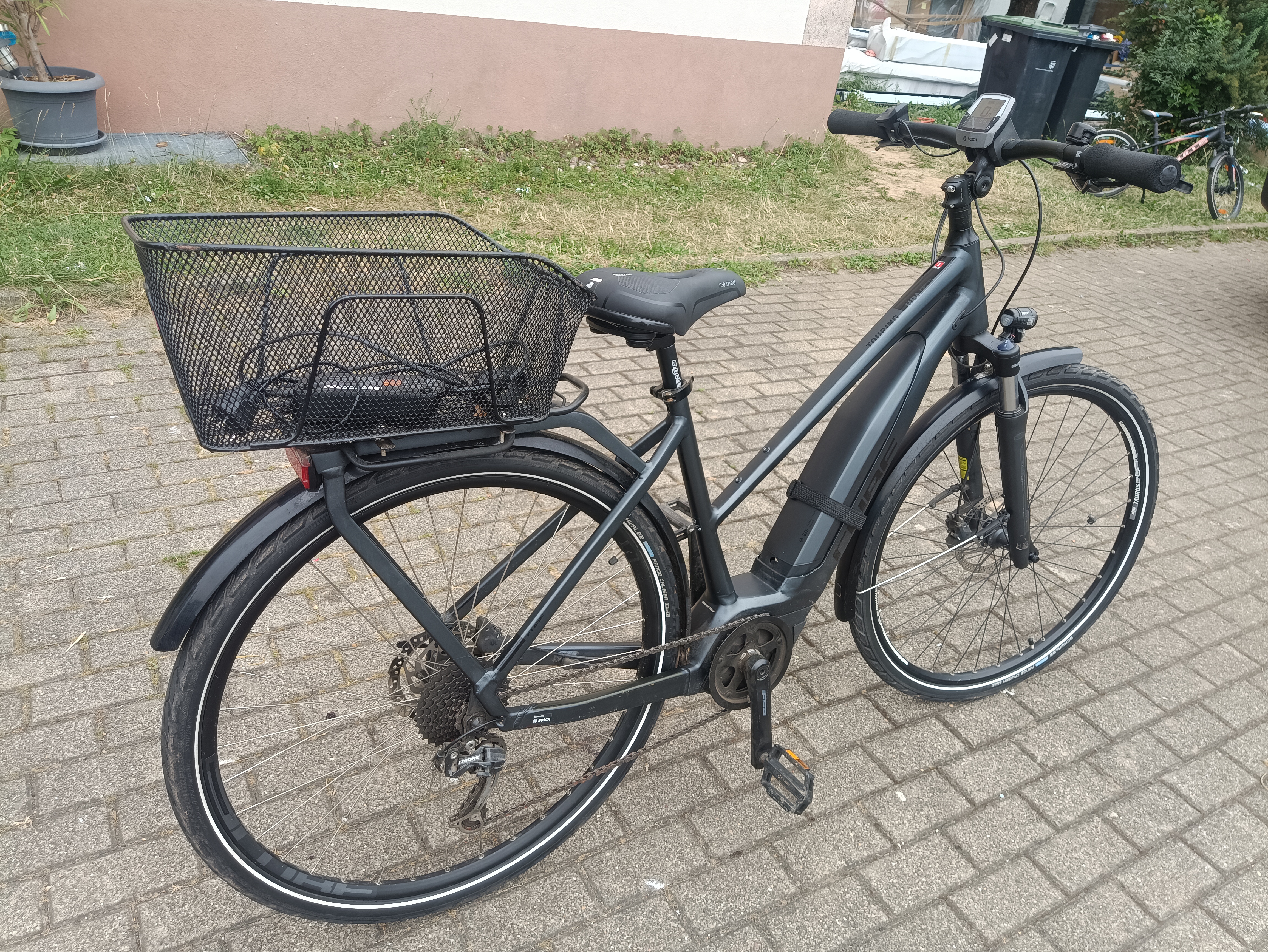 E13 - Cube Touring 48 size  Touring  — 6