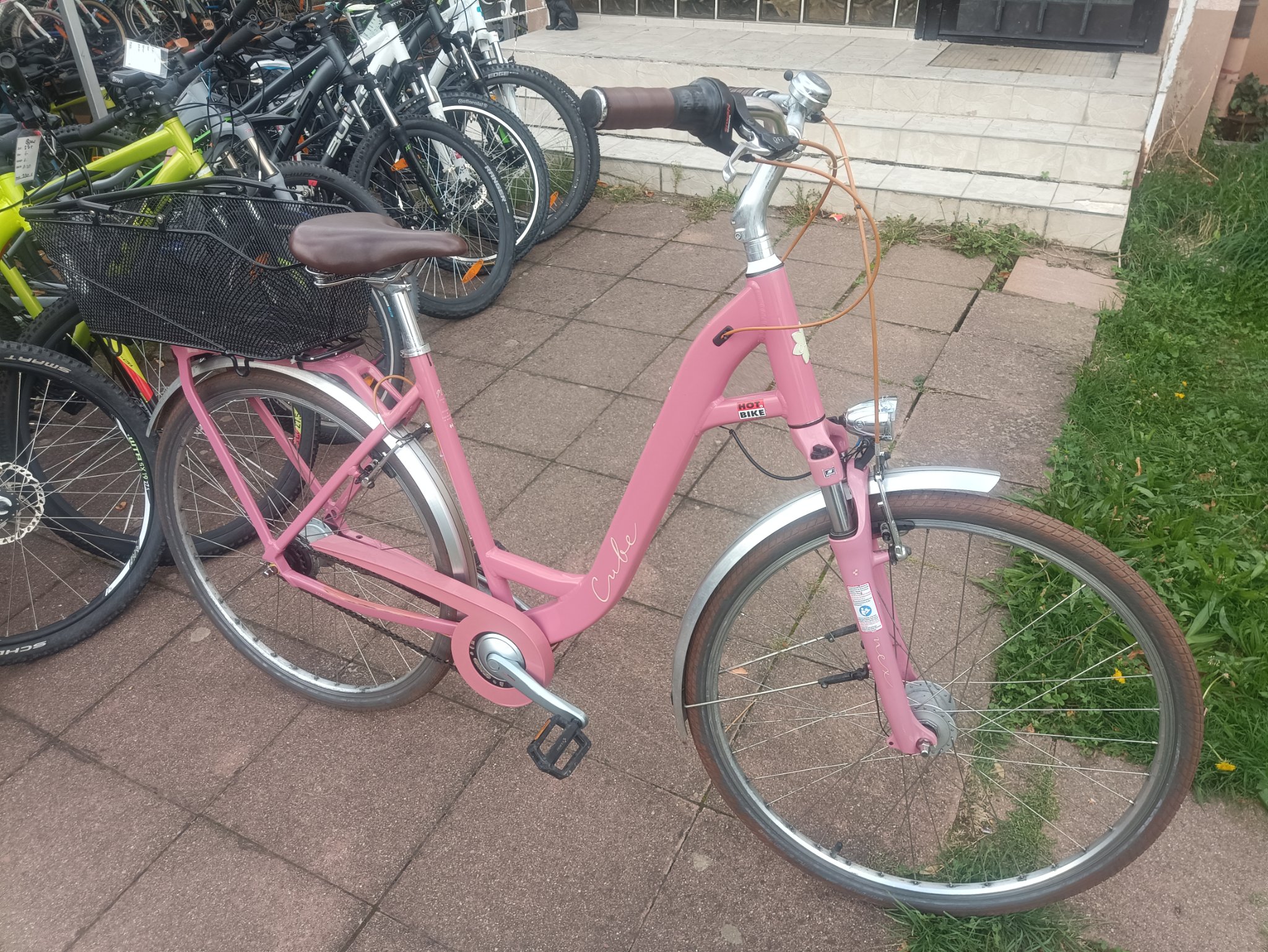 A5 - 28 Zoll Cube Fahrrad. 8 Gänge. 53 Site. Nabendynamo  — Bild 5